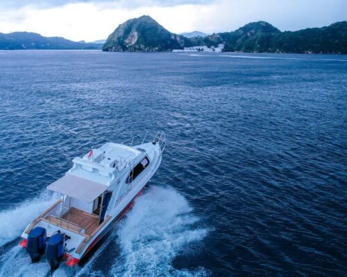 speed Boat tour | Discovery Komodo Adventure I Komodo Tour Package I Flores island tour I Komodo Tours Adventure I Travel to komodo Flores | Discovery Komodo Adventure I Komodo Tour Package I Flores island tour I Komodo Tours Adventure I Travel to komodo Flores Private speed boat tour komodo